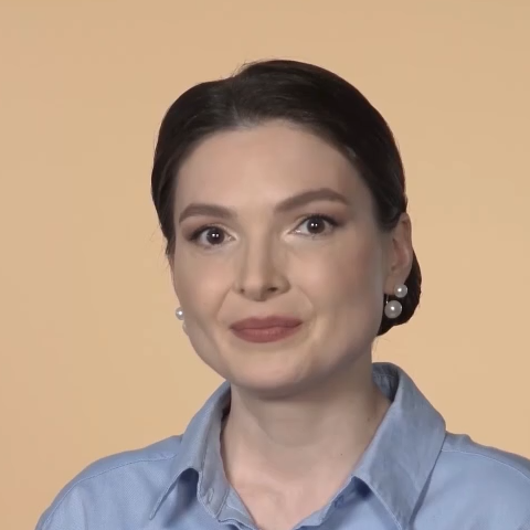 Охотникова